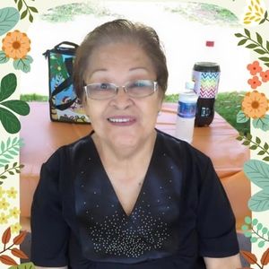 Meet your Posher, Lorelie